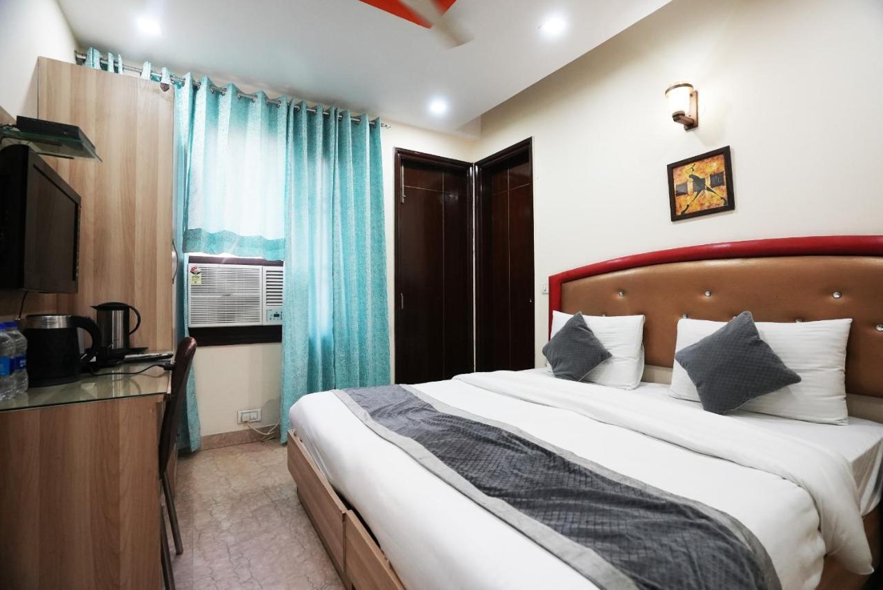 Hotel S & B East - Patel Nagar New Delhi