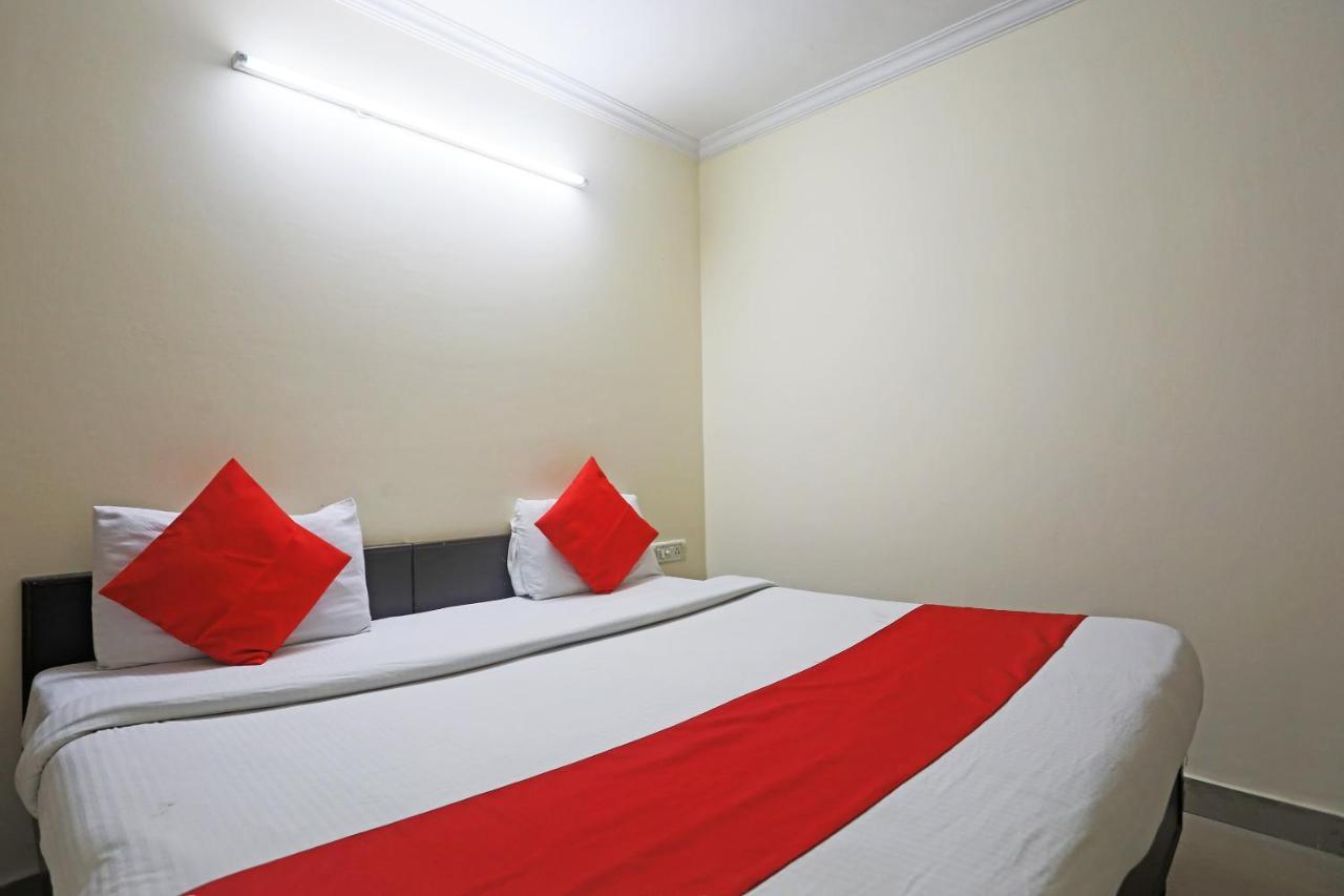 Hotel Oyo Marina Prime Delhi (National Capital Territory of India)