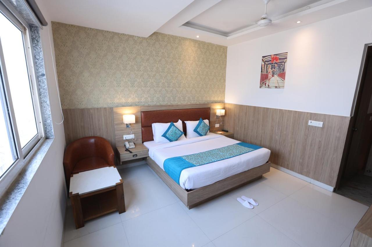 The Elevate - Near Delhi International Airport Hotel New Delhi