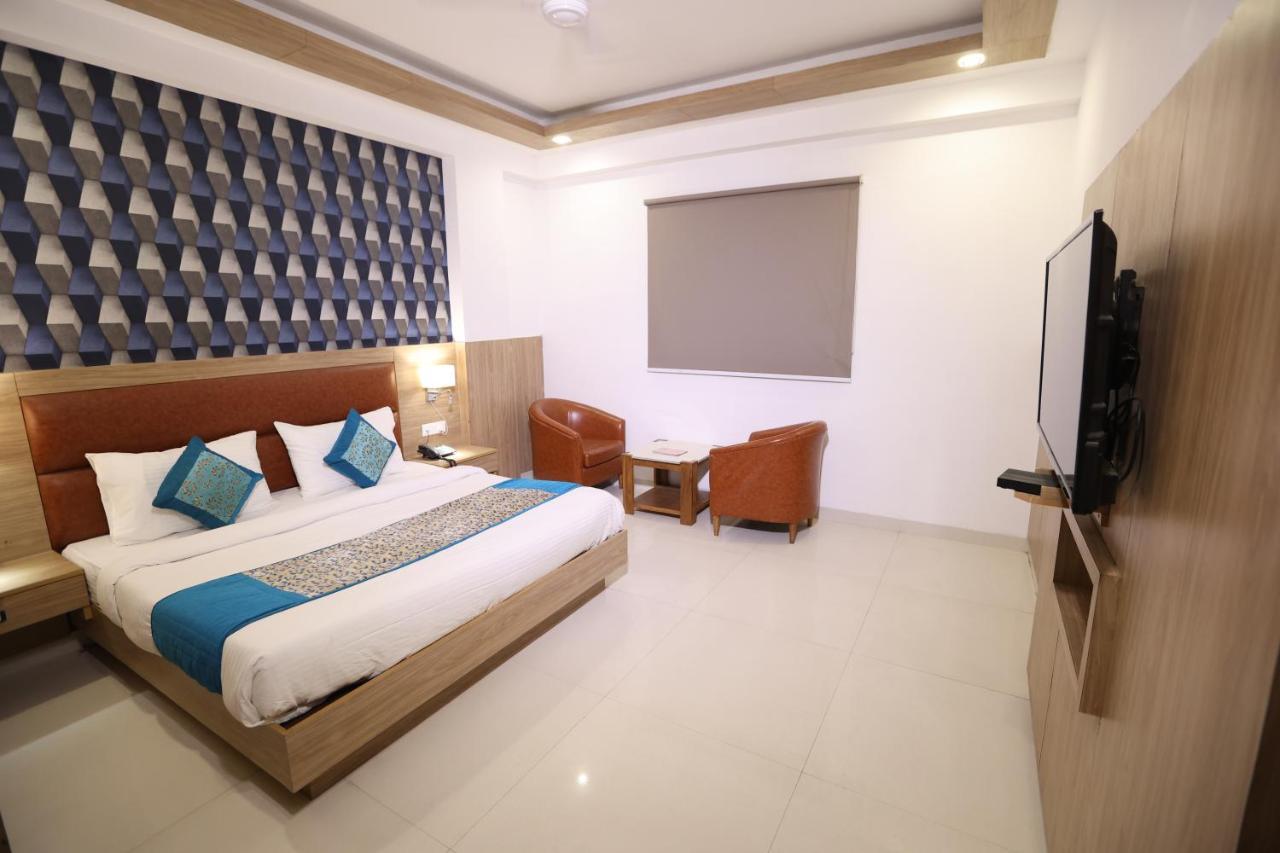 The Elevate - Near Delhi International Airport Hotel 4*