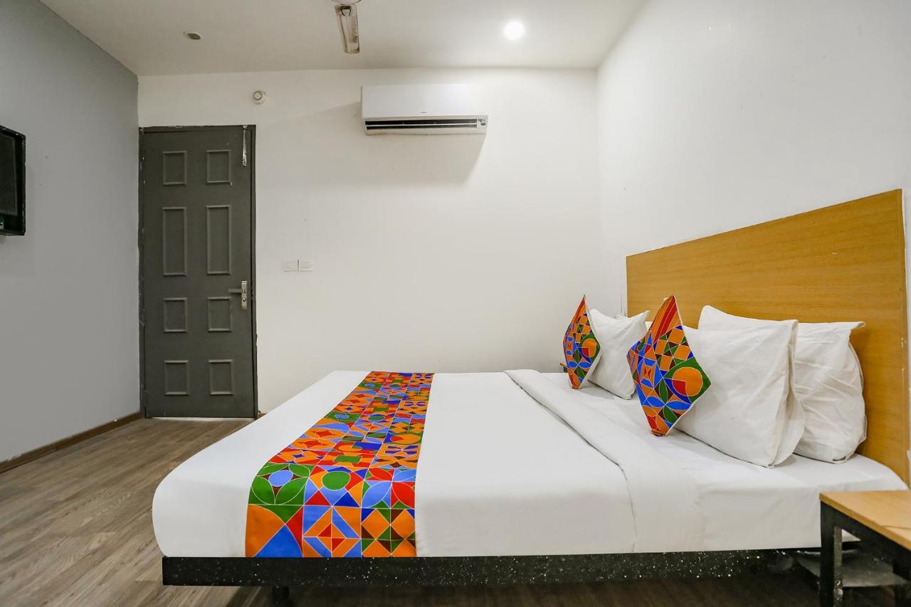Fabhotel Vat - Meera Bagh 3* Delhi (National Capital Territory of India)