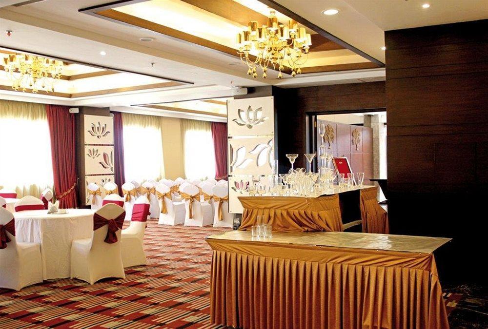 The Golden Palms & Spa, Delhi