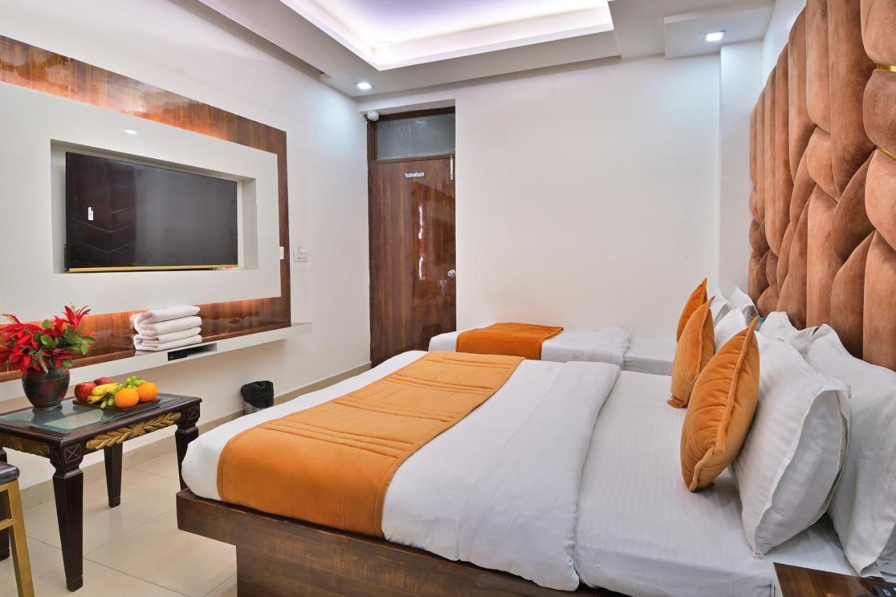 Star - Budget Friendly Hotel 3*