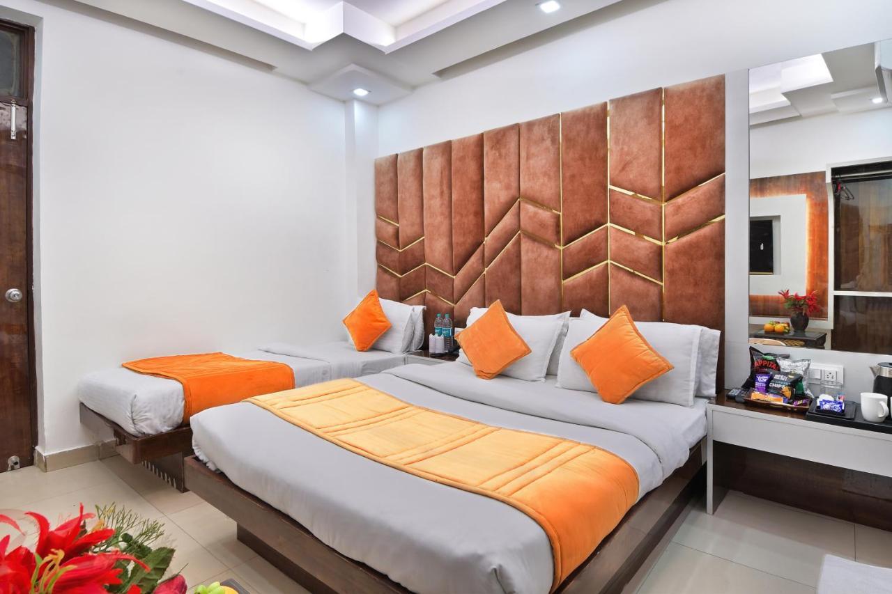 Hotel Star - Budget Friendly New Delhi