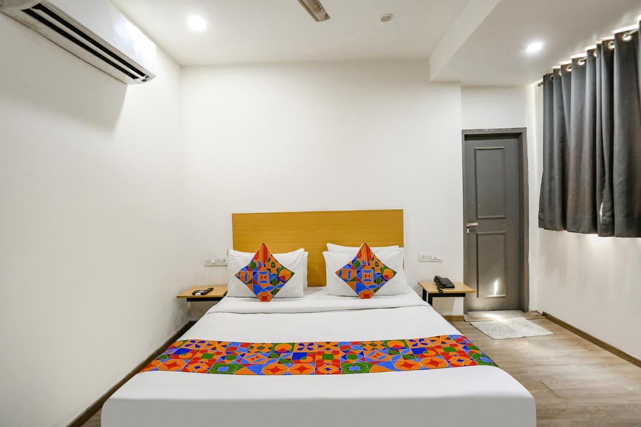 Fabhotel Vat - Meera Bagh