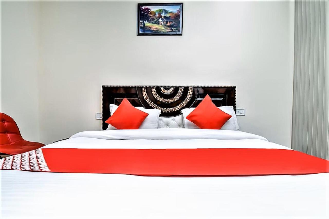 Florence Residency & Riviera * Delhi (National Capital Territory of India)