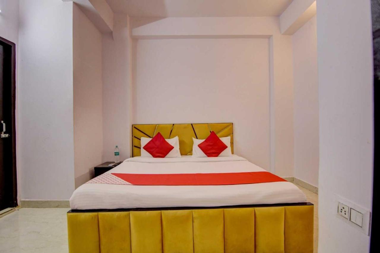 Oyo Flagship Decent Residency Hotel