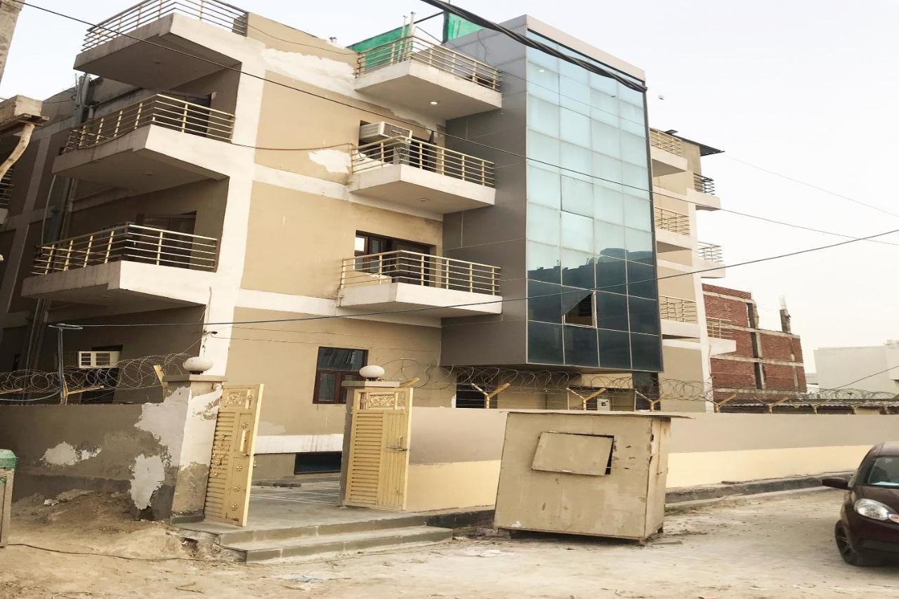 Oyo The Nest - Knowledge Park Near Pvr Ansal Plaza Greater Noida 3* Delhi (National Capital Territory of India)