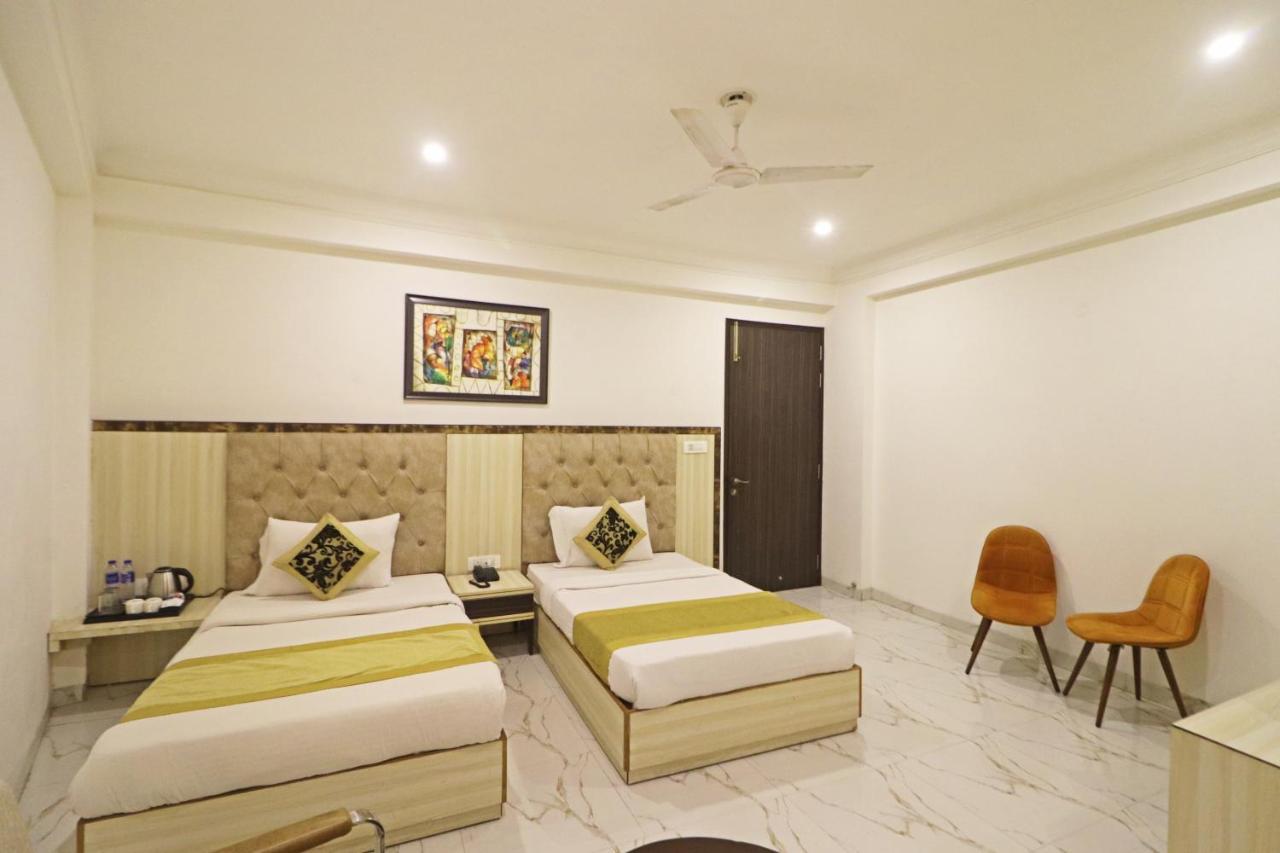 Almora Near Delhi Airport Hotel
