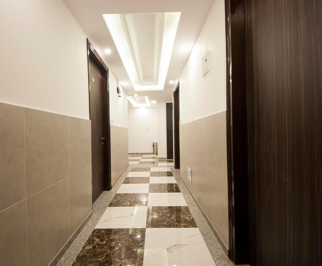 Hotel Almora Near Delhi Airport
