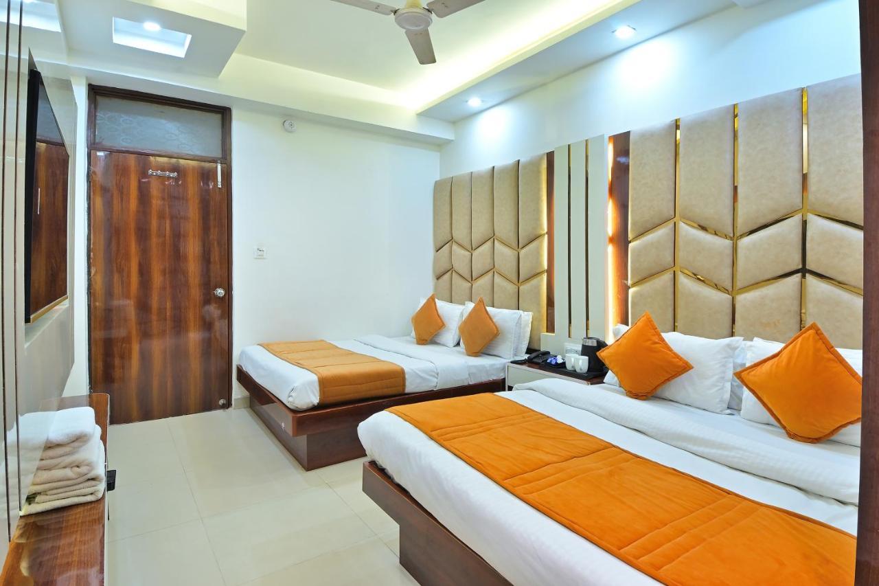 Star - Budget Friendly Hotel New Delhi