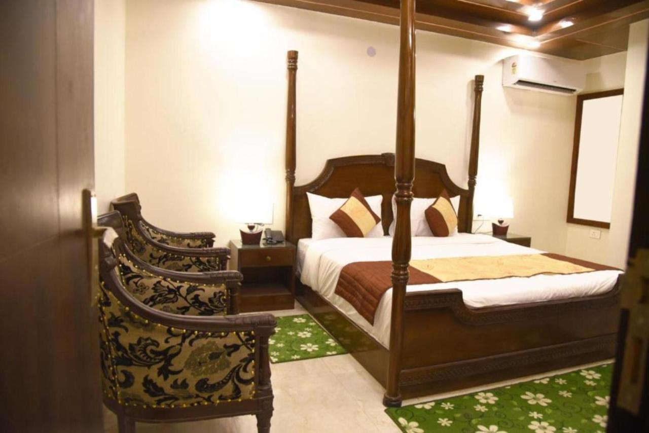 Staybook Atlanta Railway Station Paharganj Hotel New Delhi