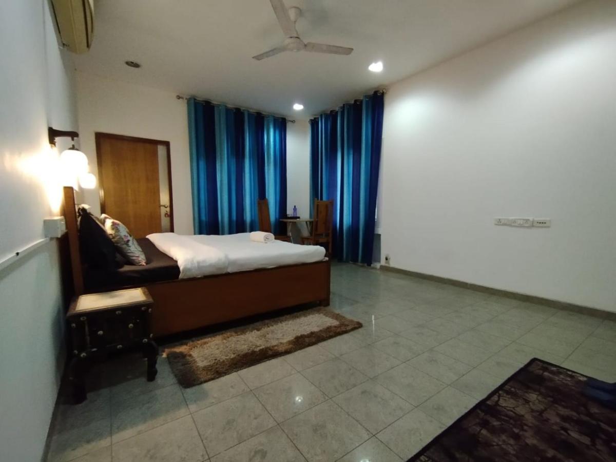 A Sleepy Fox Hostel New Delhi
