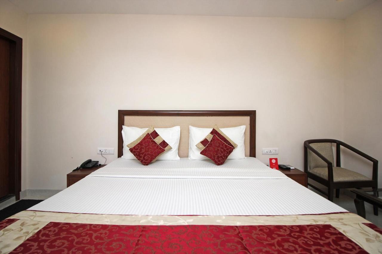 Oyo Blu Pebbles Near Delhi Airport 3* Nova Deli