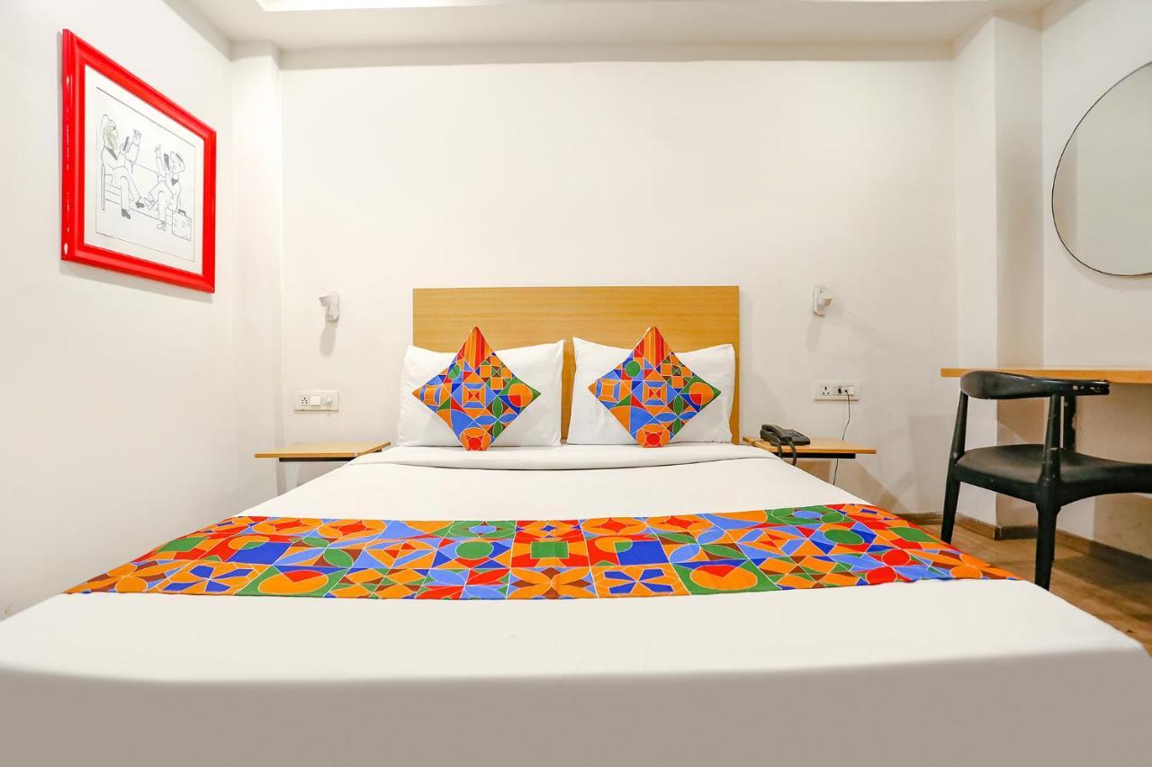 Hotel Fabhotel Blusky New Delhi
