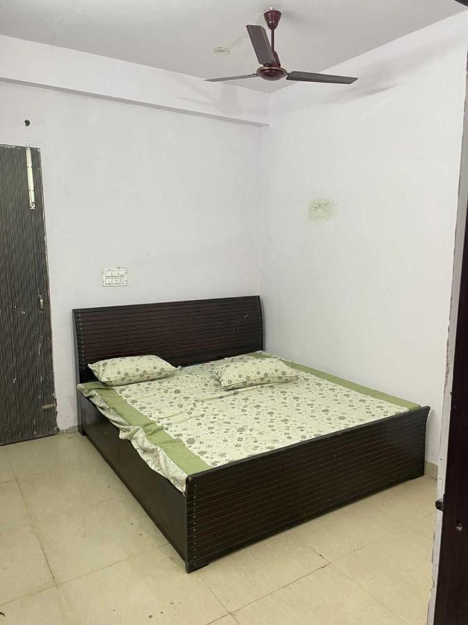 Spot On Lucky 7 Near Badarpur Border Metro Station 3* New Delhi