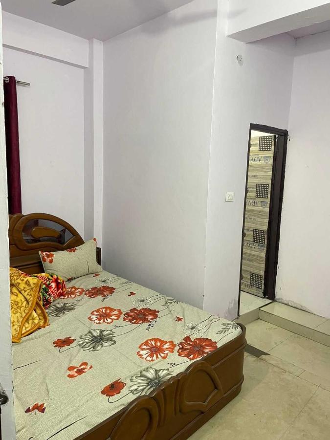 Spot On Lucky 7 Near Badarpur Border Metro Station Hotel New Delhi