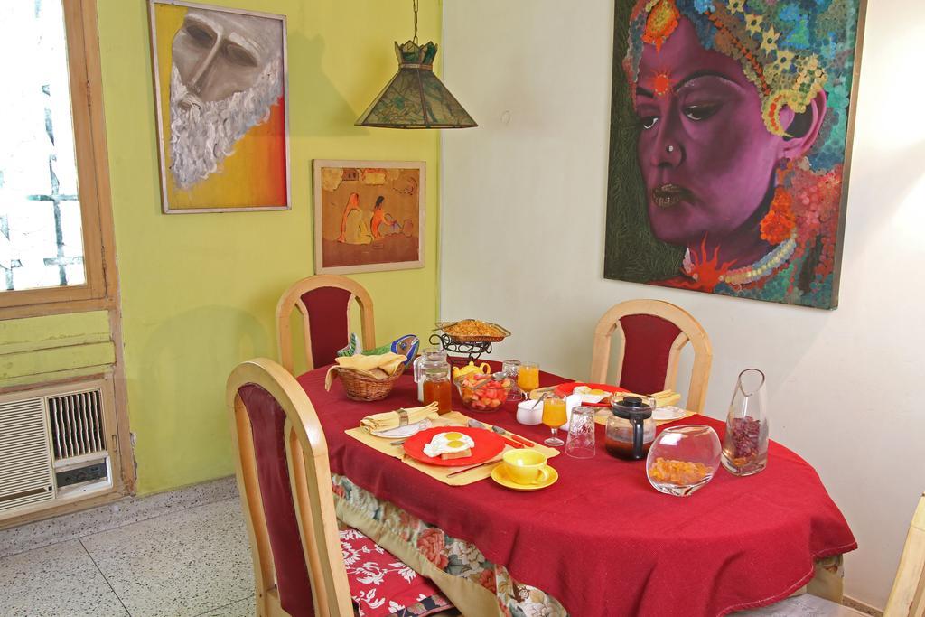 Nina Kochhar's