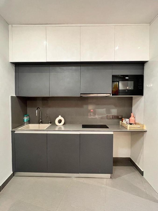 Apartment 21st Karma Delhi *