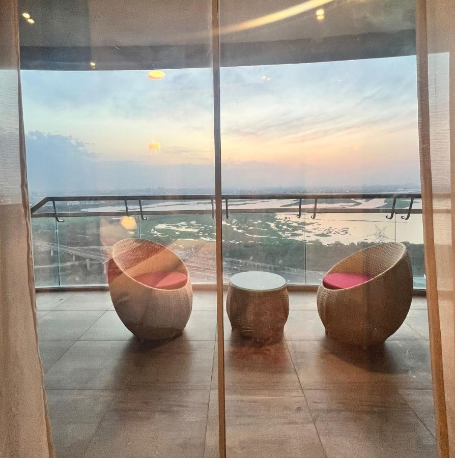 Apartment 21st Karma Delhi