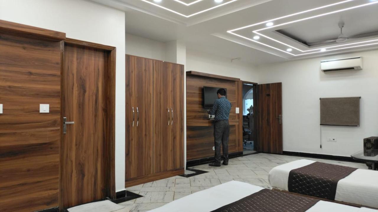 Hotel Singh Continetal Delhi (National Capital Territory of India)