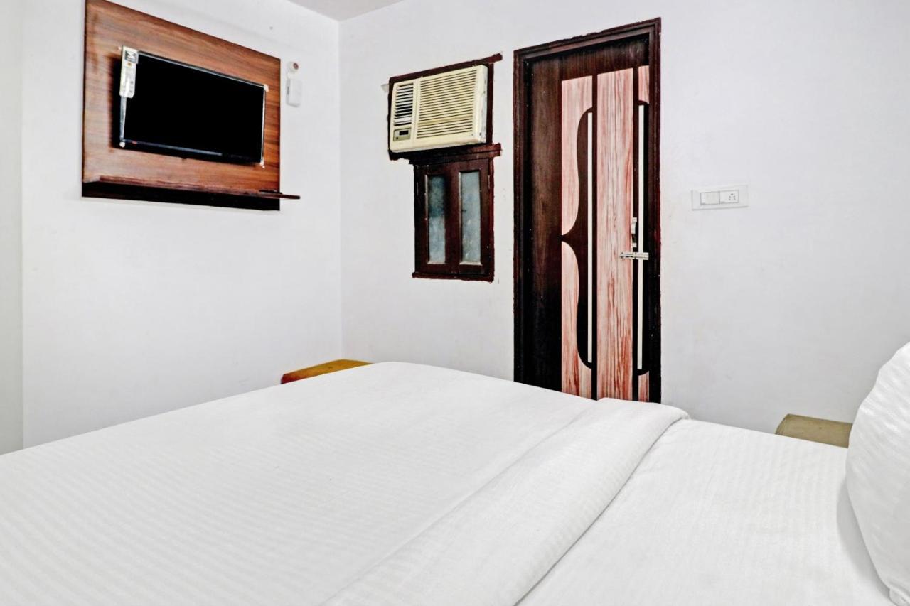 Town House Near M2k Cinema Pitampura 4*