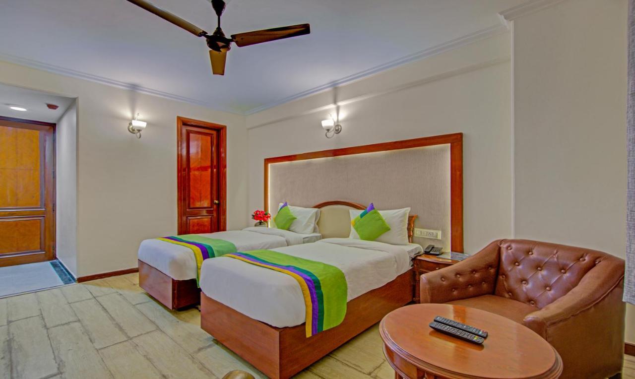 Treebo Corporate Park Hotel 3*