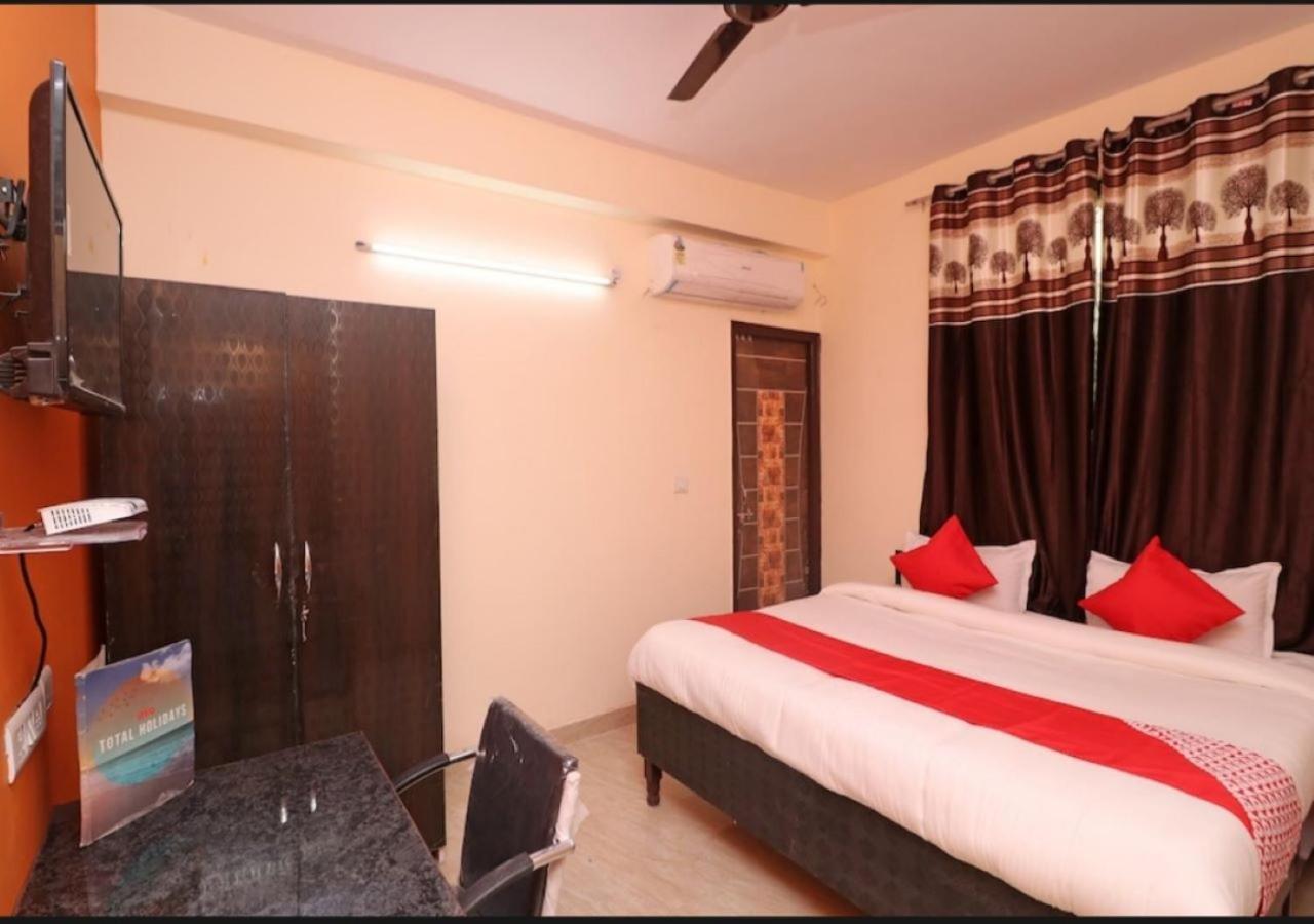 Hotel Comforte Indian Guest Allowed Only 3*