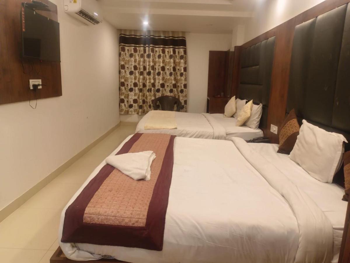 The Flight Path Hotel 3*