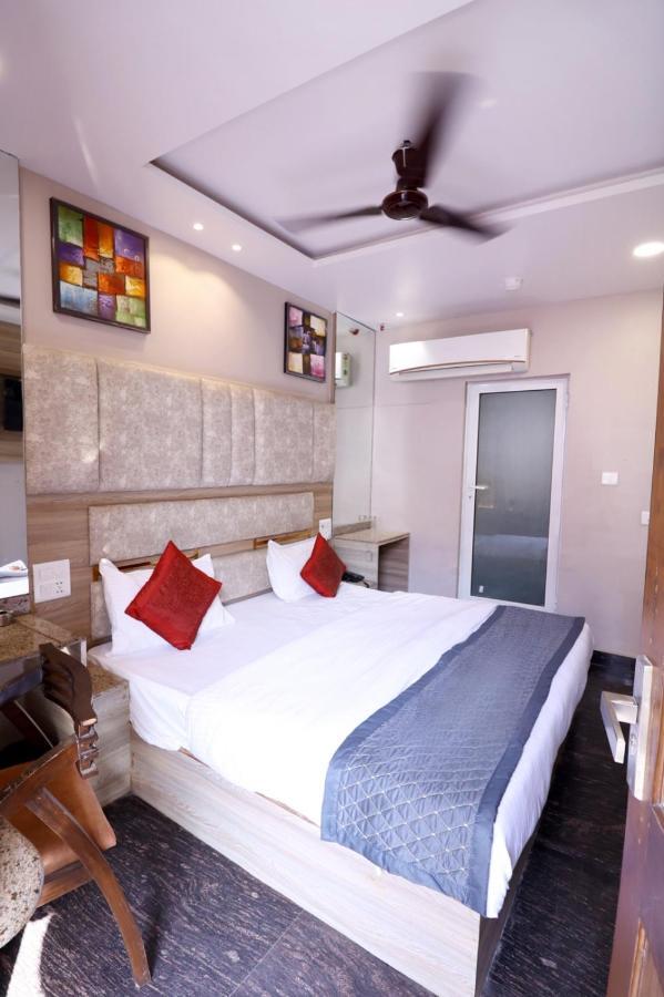 Anand - By Srida Hotel New Delhi