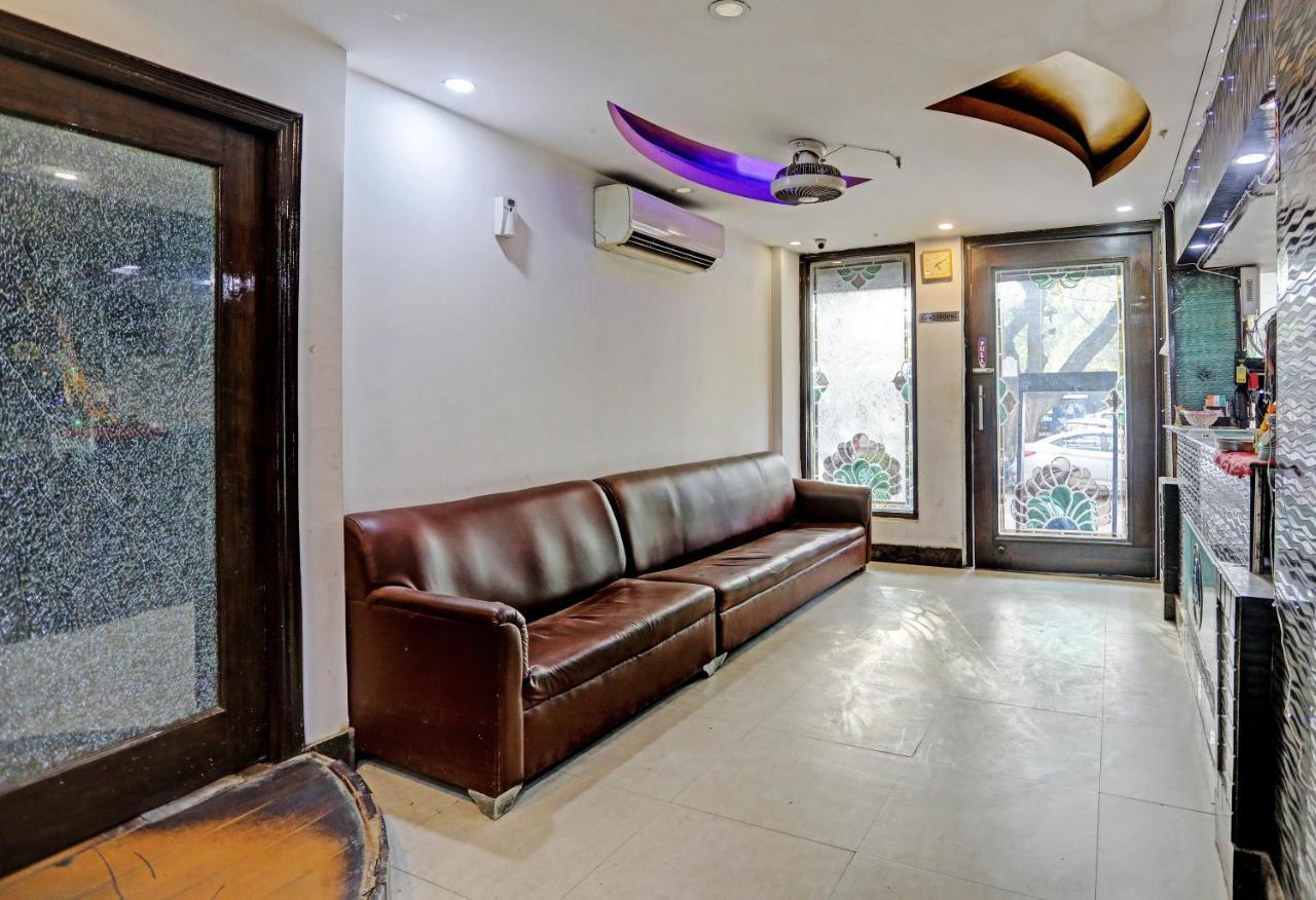 Staybook Anand New Delhi