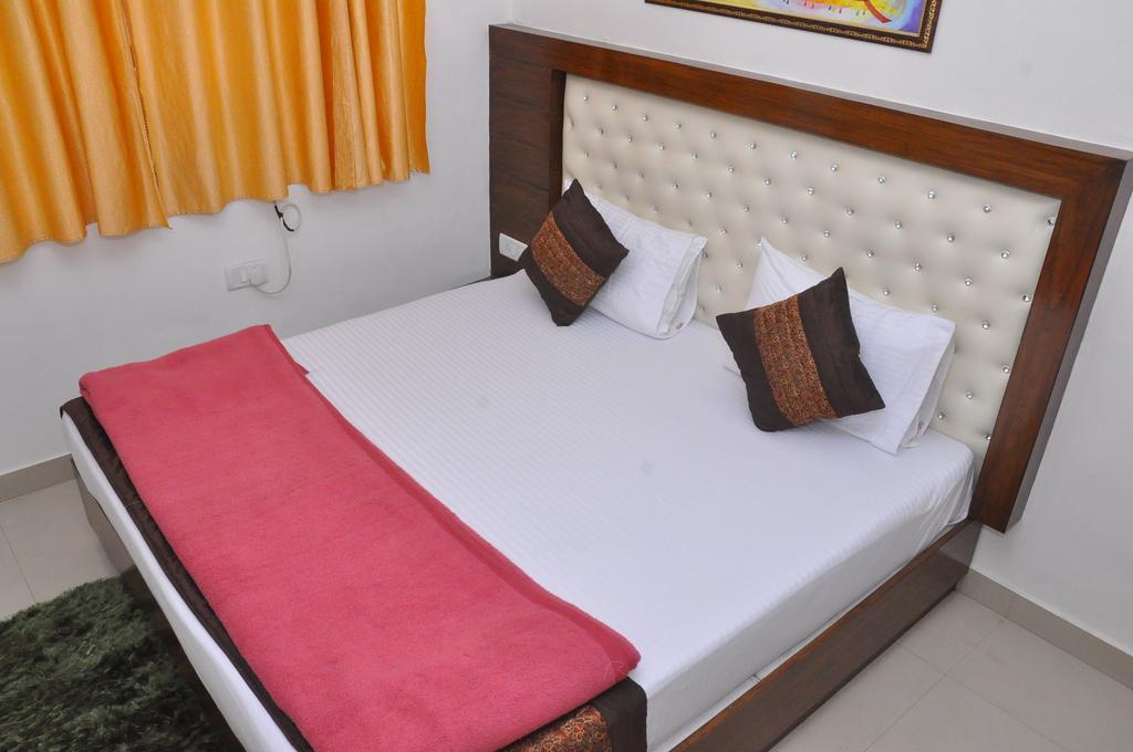 Payal Hotel