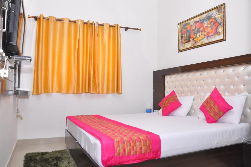 Payal New Delhi