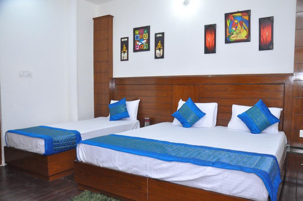 Payal Hotel