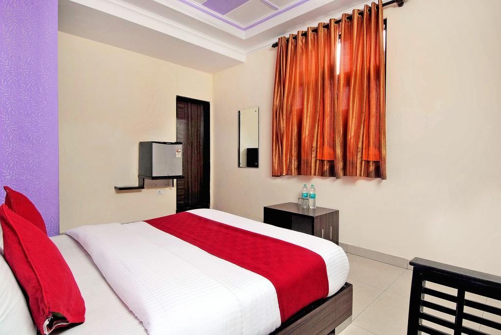 Guest house Durga International
