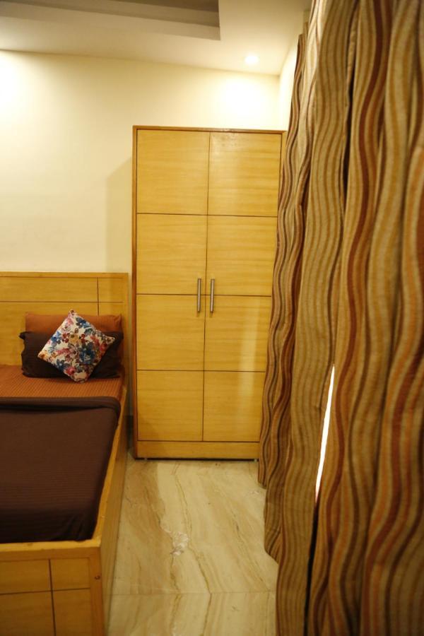 Divine Rajouri Garden Hotel New Delhi