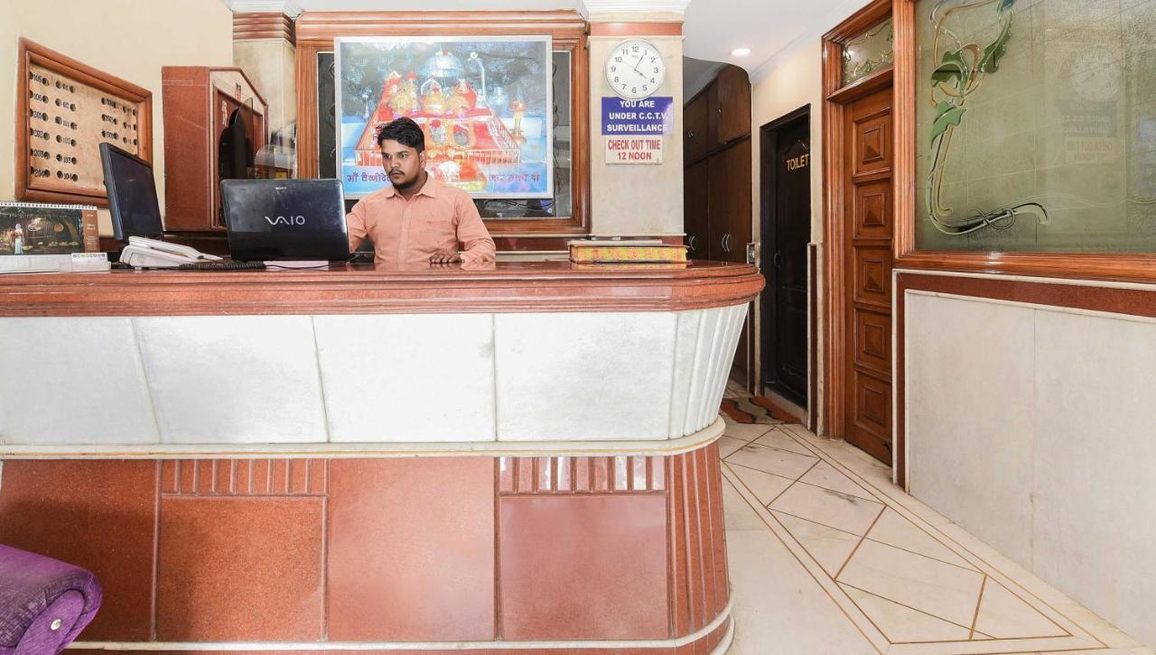 Oyo Flagship Heritage 3* New Delhi
