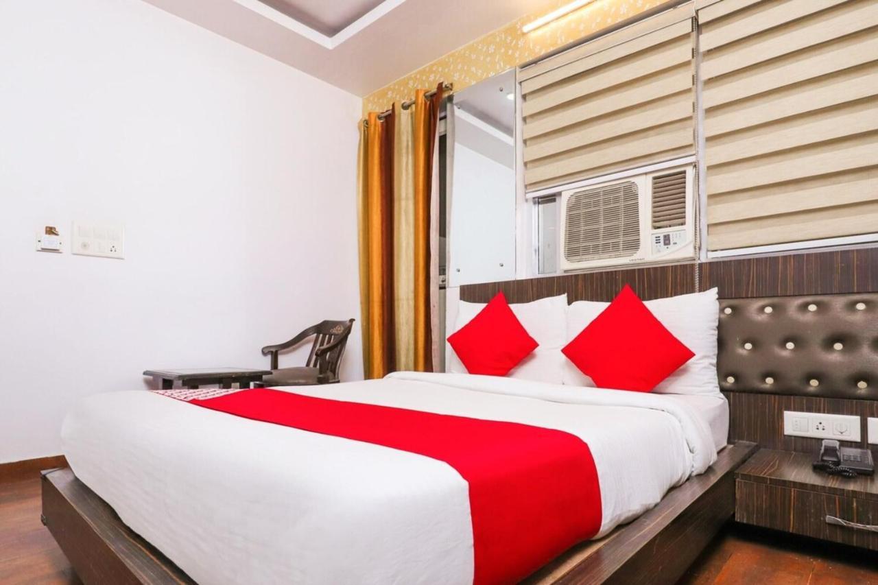 Jai Deluxe- Paharganj Railway Station Hotel New Delhi