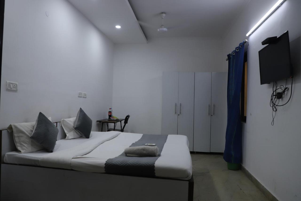 Pearl Residency - Malviya Nagar Hotel New Delhi