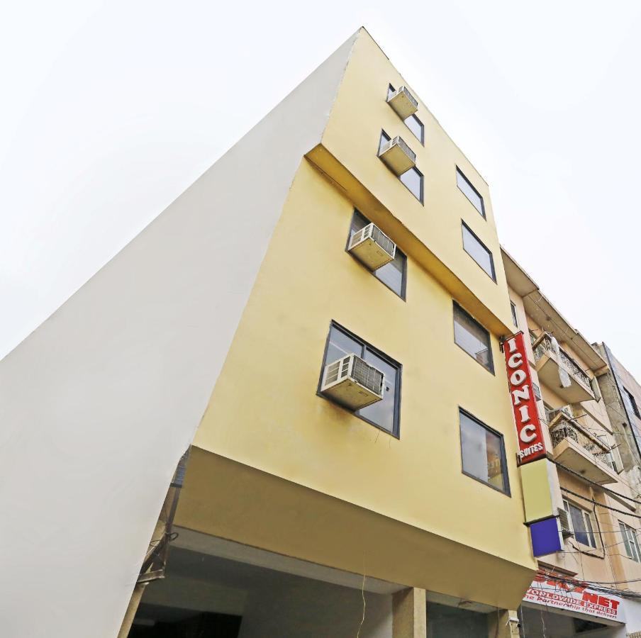 Iconic Near Delhi Igi International Airport 3*
