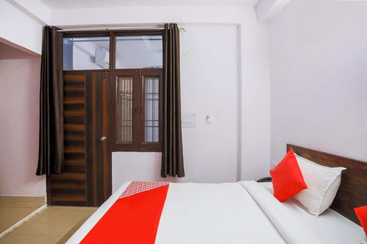 Oyo Flagship 70819 Royal King Hotel