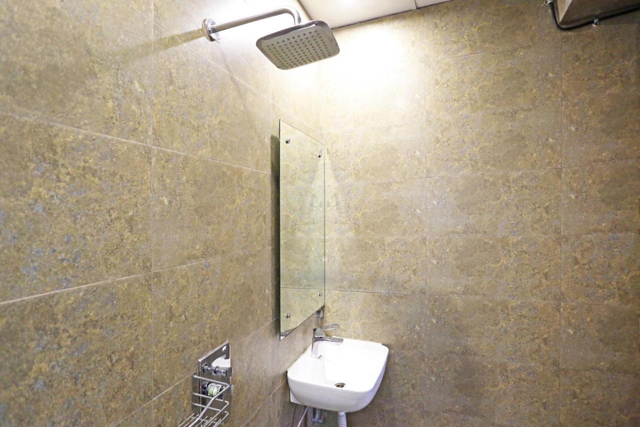 Gl Near Delhi Airport 4*