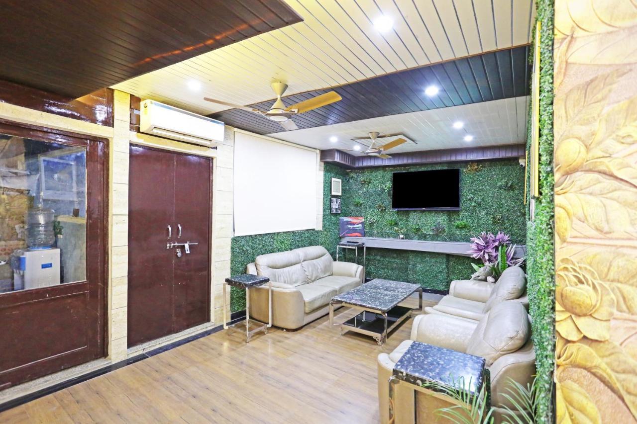 Gl Near Delhi Airport Hotel New Delhi