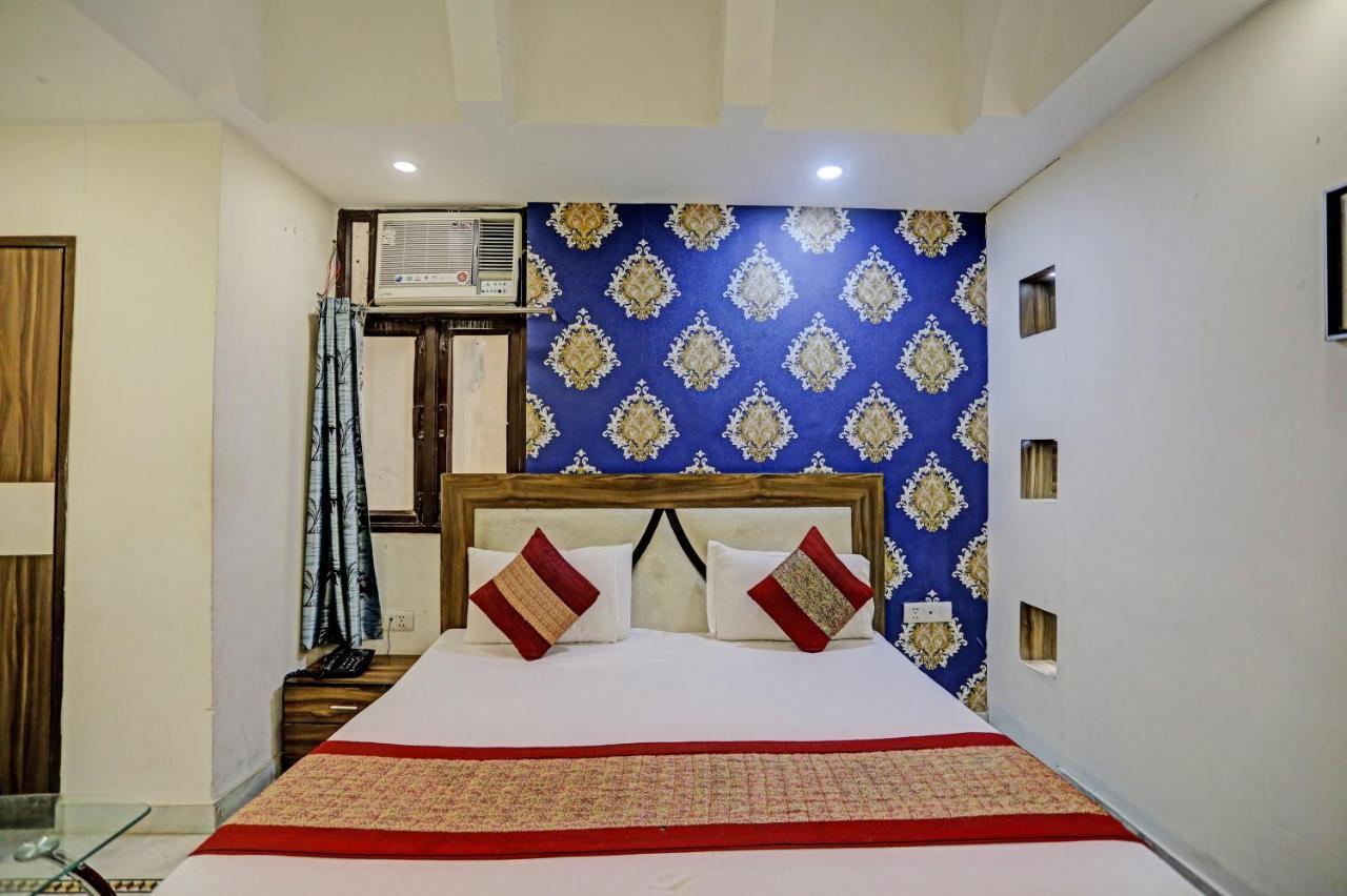 Staybook Anand Hotel New Delhi