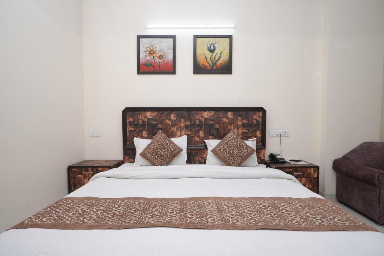 Hotel Silver Arc - Karol Bagh New