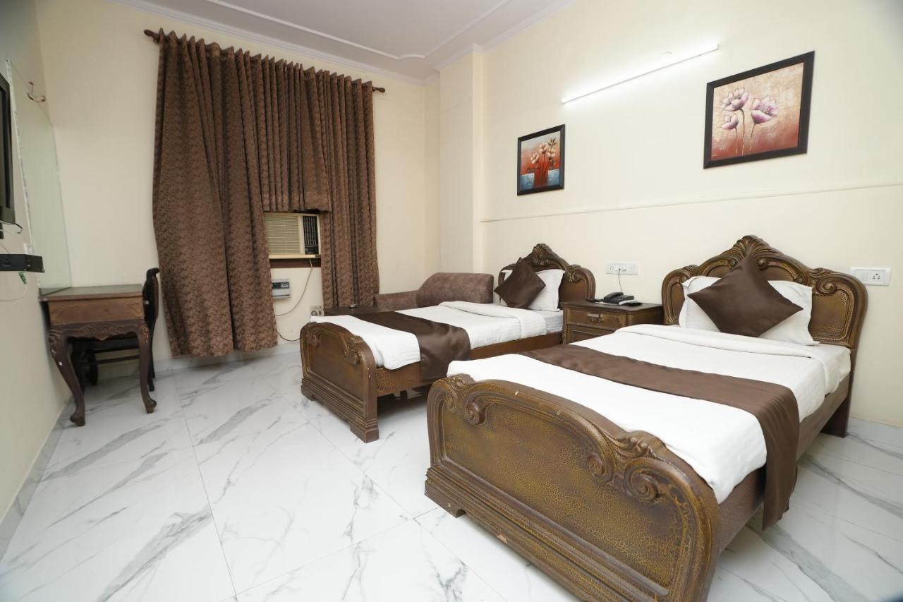 Hotel Silver Arc - Karol Bagh New