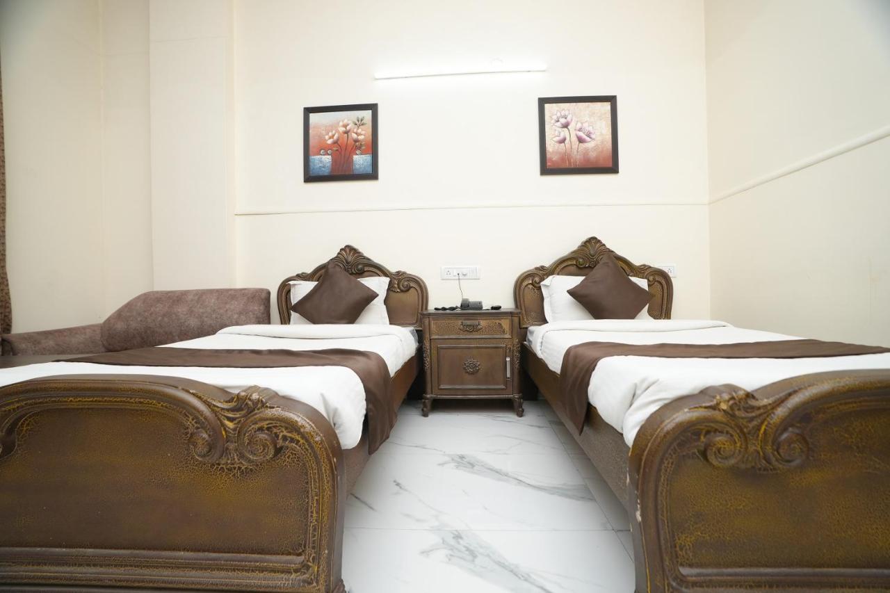 Silver Arc - Karol Bagh New *