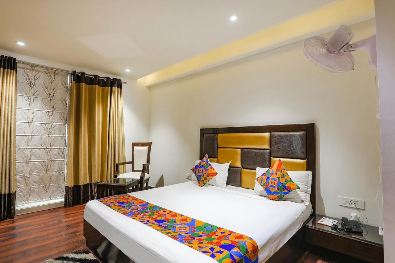 Fabhotel Grand Hotel New Delhi