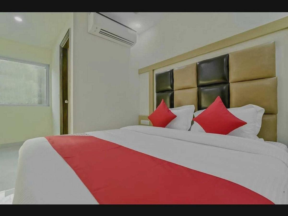Oyo The Arrow New Delhi