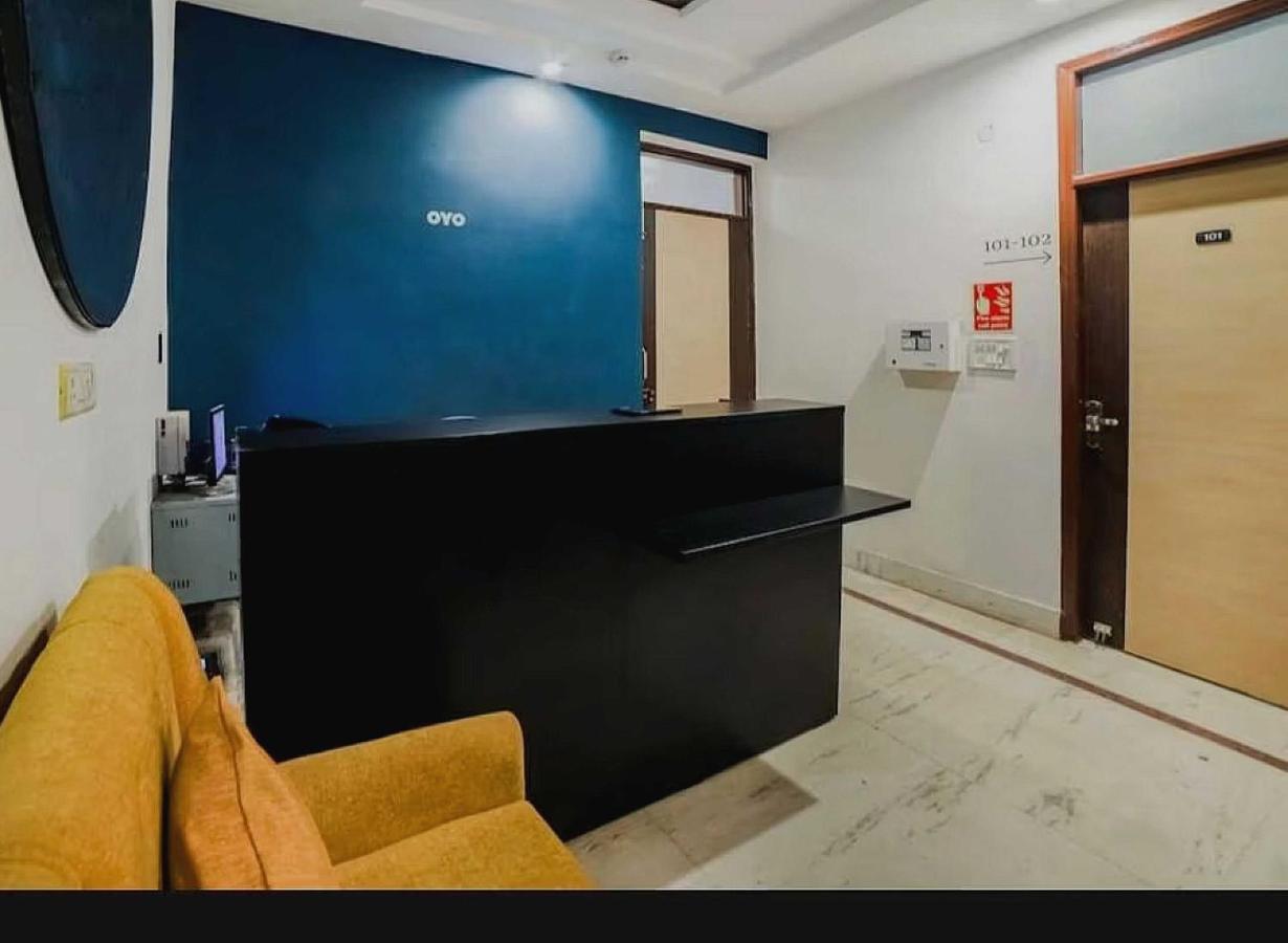 Oyo The Arrow New Delhi